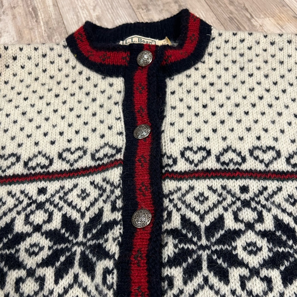 L.L. Bean Vintage Wool Nordic Cardigan - Picture 2 of 9